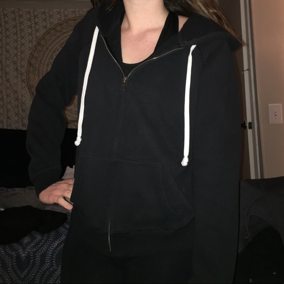 American Eagle Outfitters Tops - Women’s American Eagle Hoodie